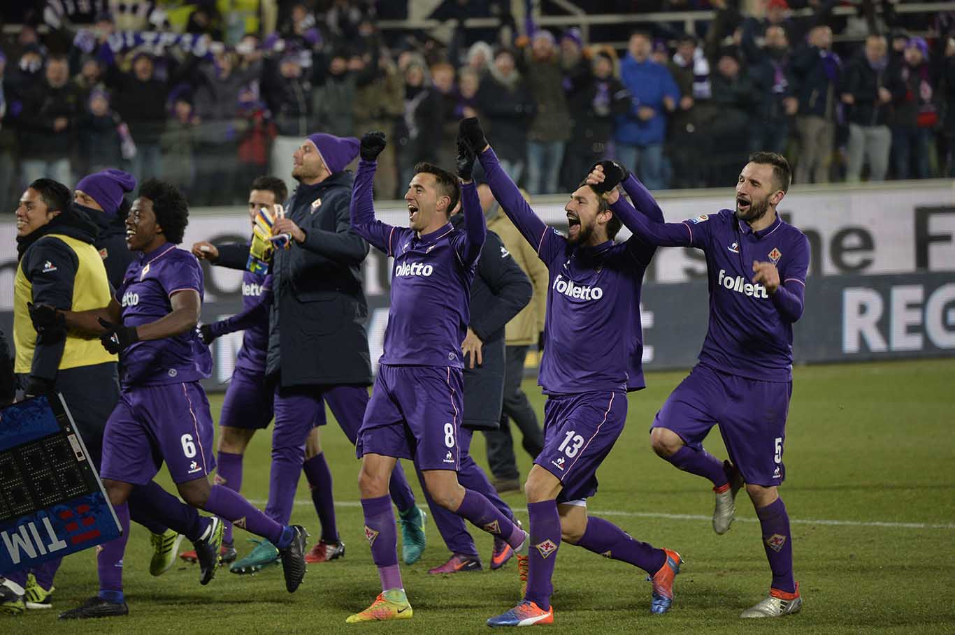 Fiorentina-Juventus Esultanza sotto la curva