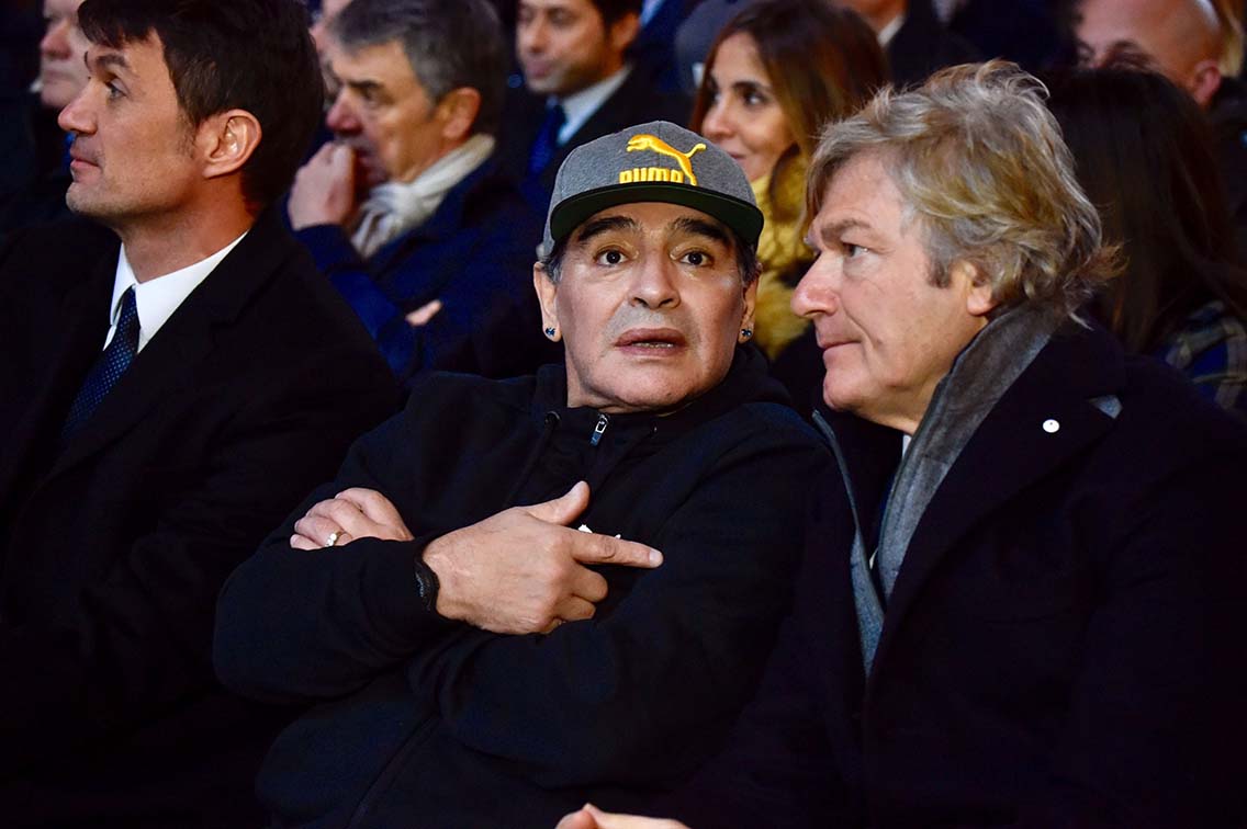 Maradona dimesso dopo l’operazione. Ora la riabilitazione contro le dipendenze