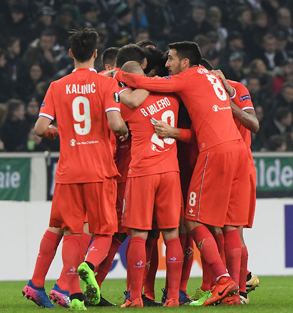 BORUSSIA MONCHENGLADBACH-FIORENTINA 16-02-2017. ESULTANZA FEDERICO BERNARDESCHI. GALASSI SILVANO