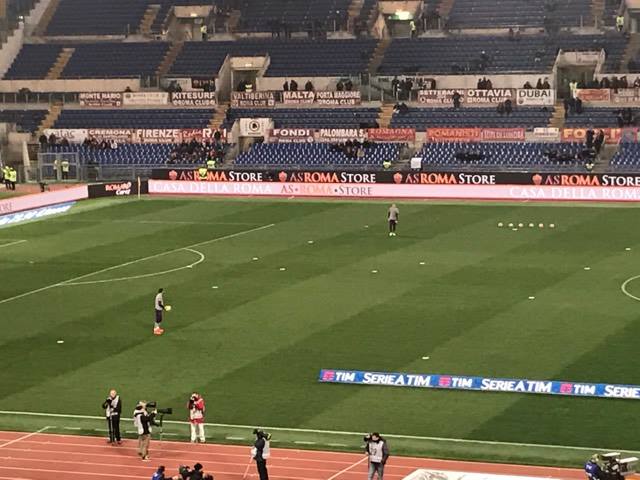Dall'Olimpico, in campo per il riscaldamento. Terreno in buone condizioni (FOTO)