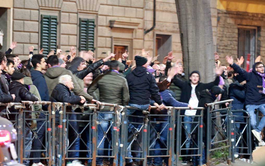 FIORENTINA-BORUSSIA 23-02-2017 CONTESTAZIONE FUORI DAL FRANCHI. GALASSI SILVANO