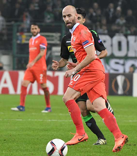 BORUSSIA MONCHENGLADBACH-FIORENTINA 16-02-2017 EUROPA LEAGUE . borja valero. GALASSI SILVANO
