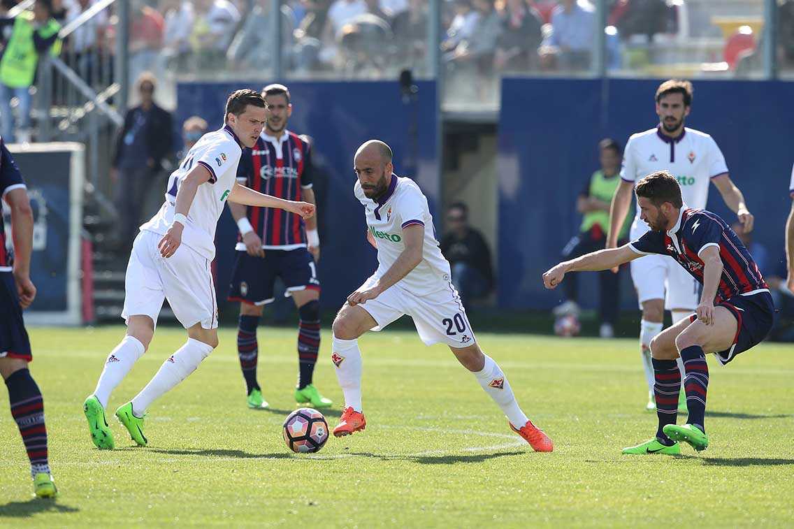 CROTONE-FIORENTINA 19-03-2017. Borja Valero GALASSI SILVANO
