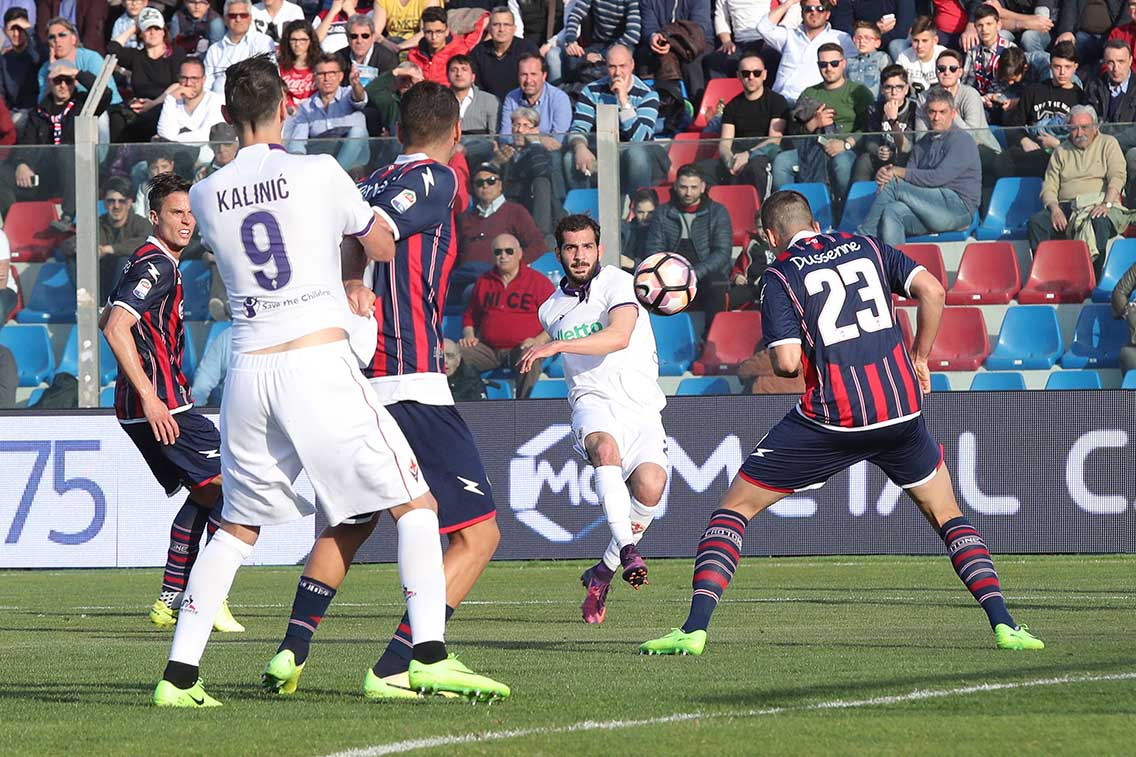 CROTONE-FIORENTINA 19-03-2017. RICCARDO SASPONARA. GALASSI SILVANO