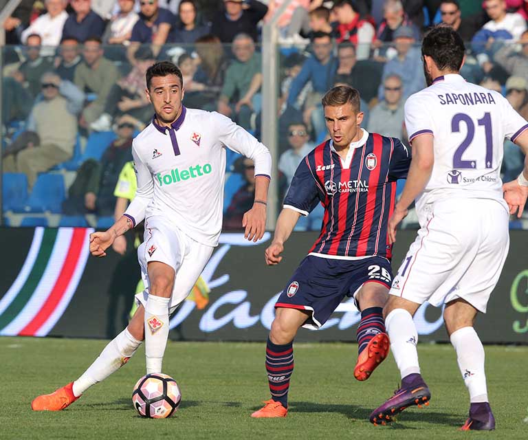 Vecino tra Sarri e Pioli, il suo maestro non lo molla ma il suo futuro è viola