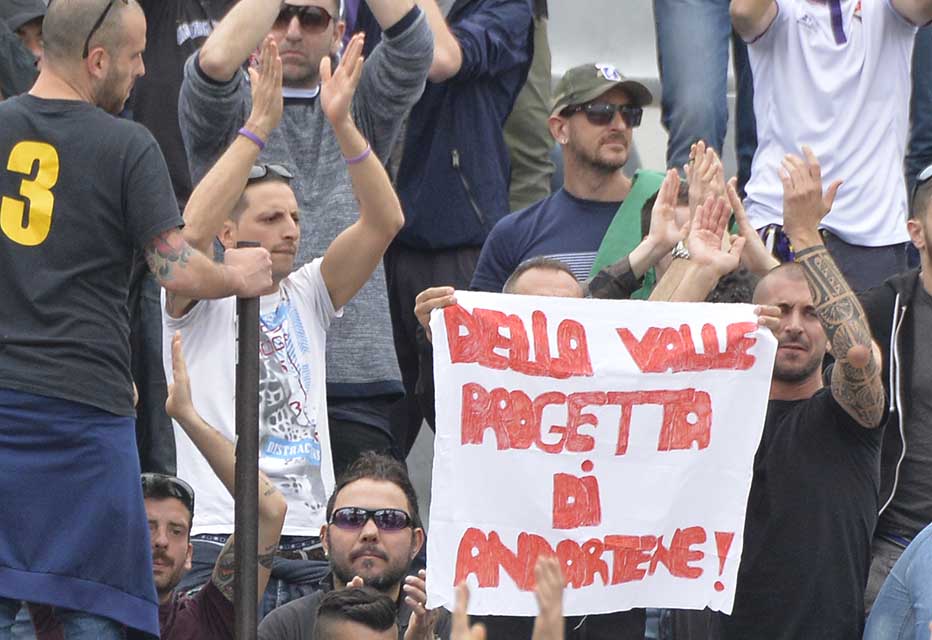Fiorentina-Empoli cartello Della Valle