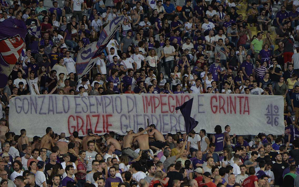 La Curva Fiesole espone uno striscione per salutare Gonzalo Rodriguez (FOTO)