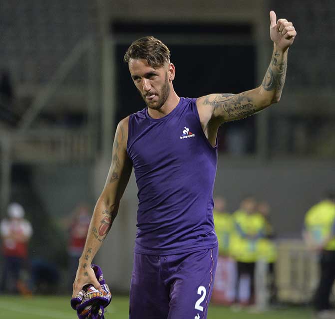 Fiorentina-Pescara Gonzalo Rodriguez saluta