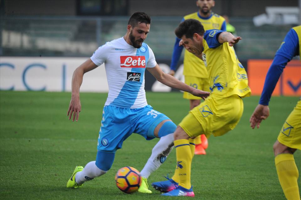 Obiettivi viola: Pavoletti dal Napoli al Cagliari per 10 milioni più 2 di bonus