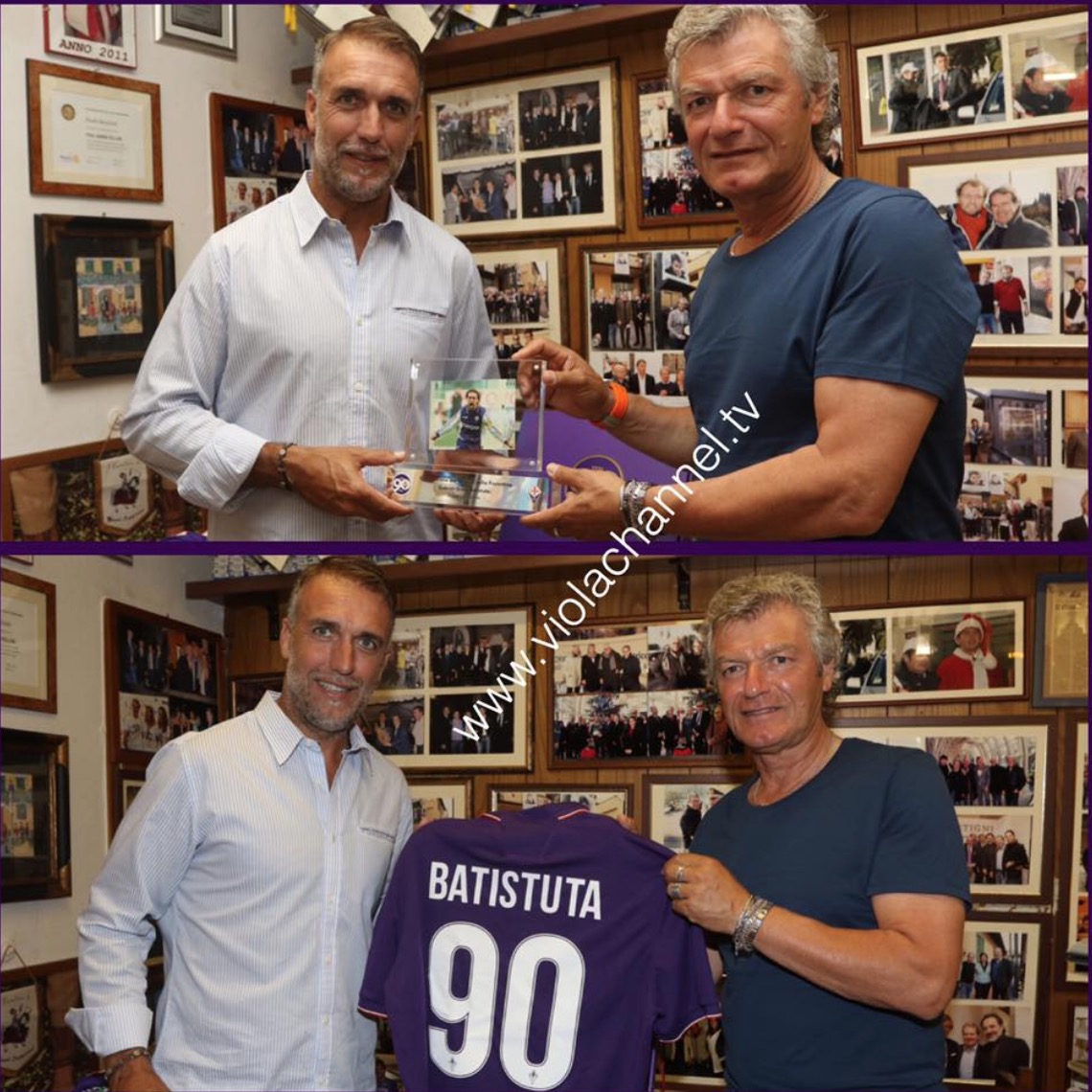 La Fiorentina omaggia Batistuta per i 90 anni della Fiorentina (FOTO)