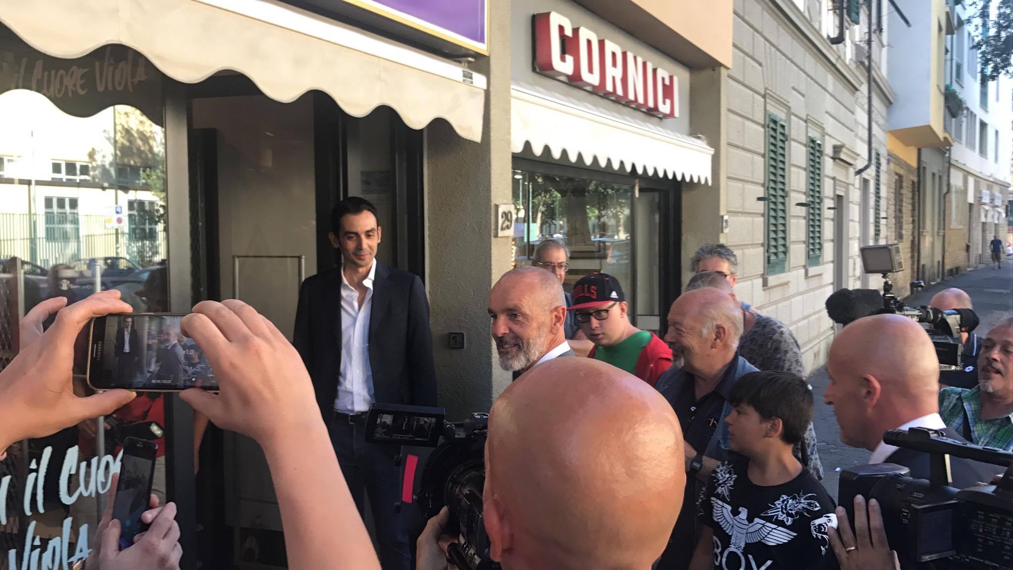 Pioli vuol riaccendere l'entusiasmo della piazza, i tifosi: "Bentornato"