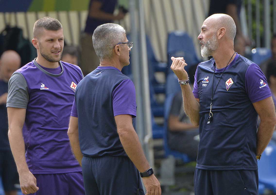 Fiorentina, programma di oggi: per i viola allenamento mattutino