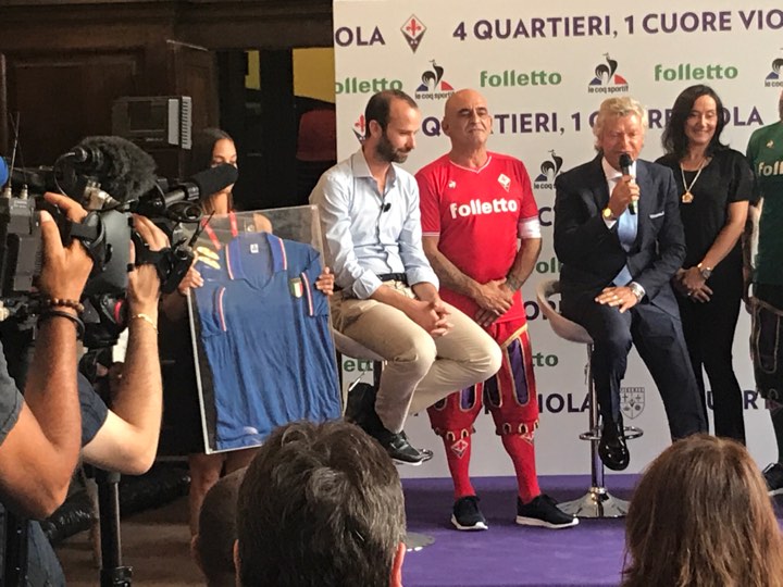 A Verona la Fiorentina scenderà in campo con la maglia rossa