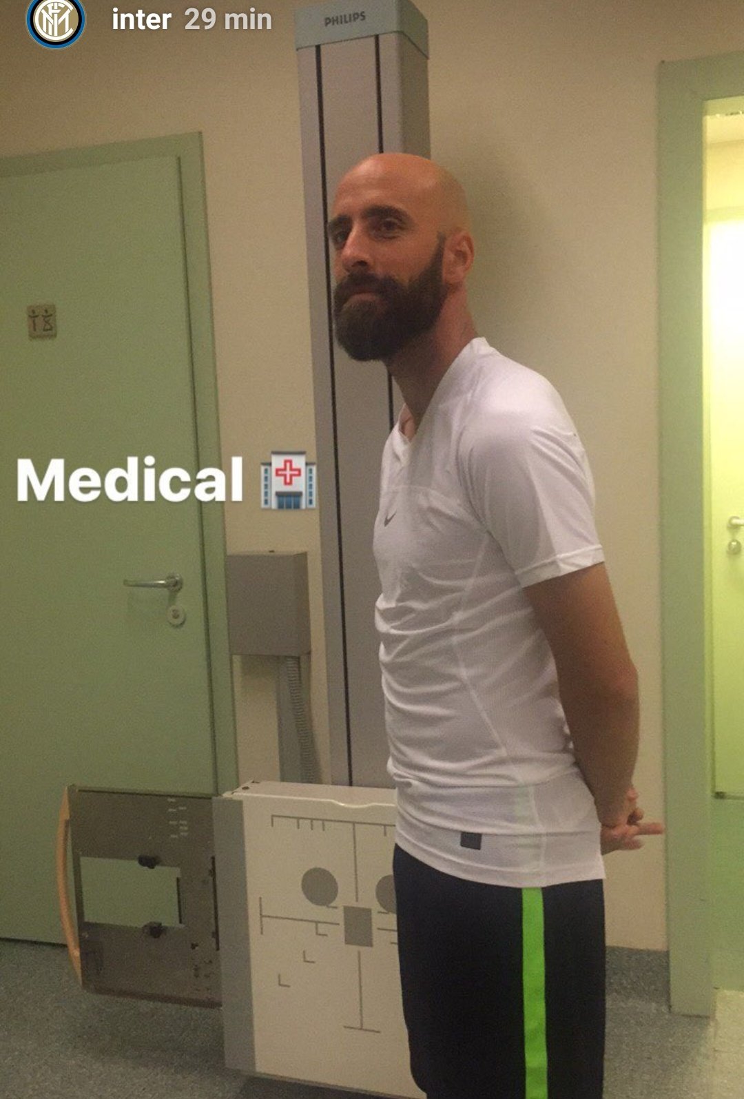 Ora è ufficiale: Borja Valero è un nuovo giocatore dell'Inter. Indosserà la 20