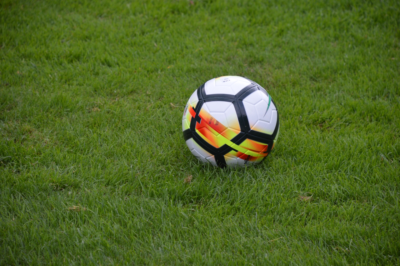 Coronavirus, Min. Spadafora dice sì alle partite di Serie A a porte chiuse