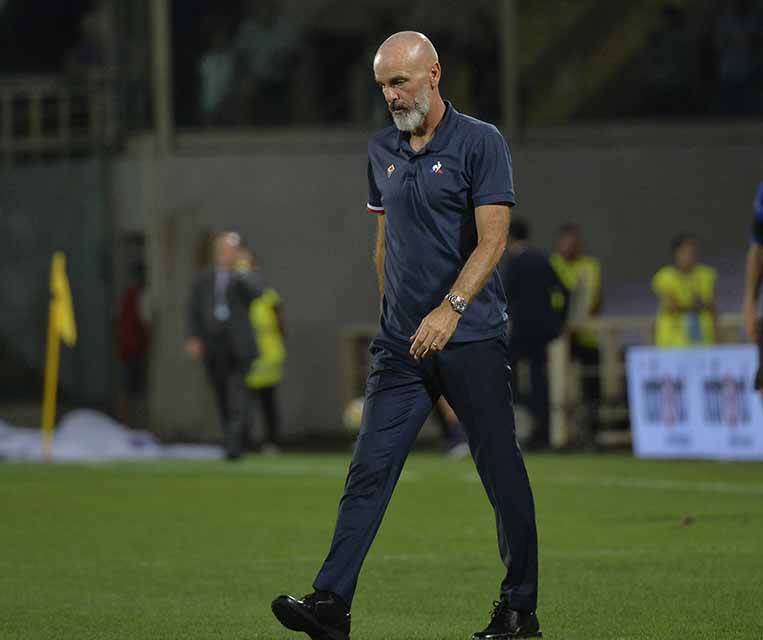 Formazione a confronto, Pioli sorprende tutti con Tomovic al posto di Gaspar. La classifica