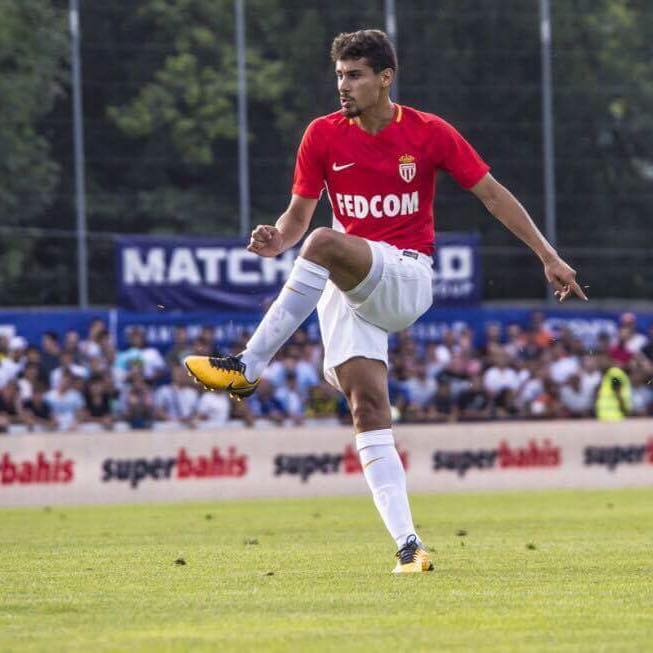 Ecco chi è Gil Dias, esterno mancino amico di Mbappé. Nel mito di CR7 (VIDEO)
