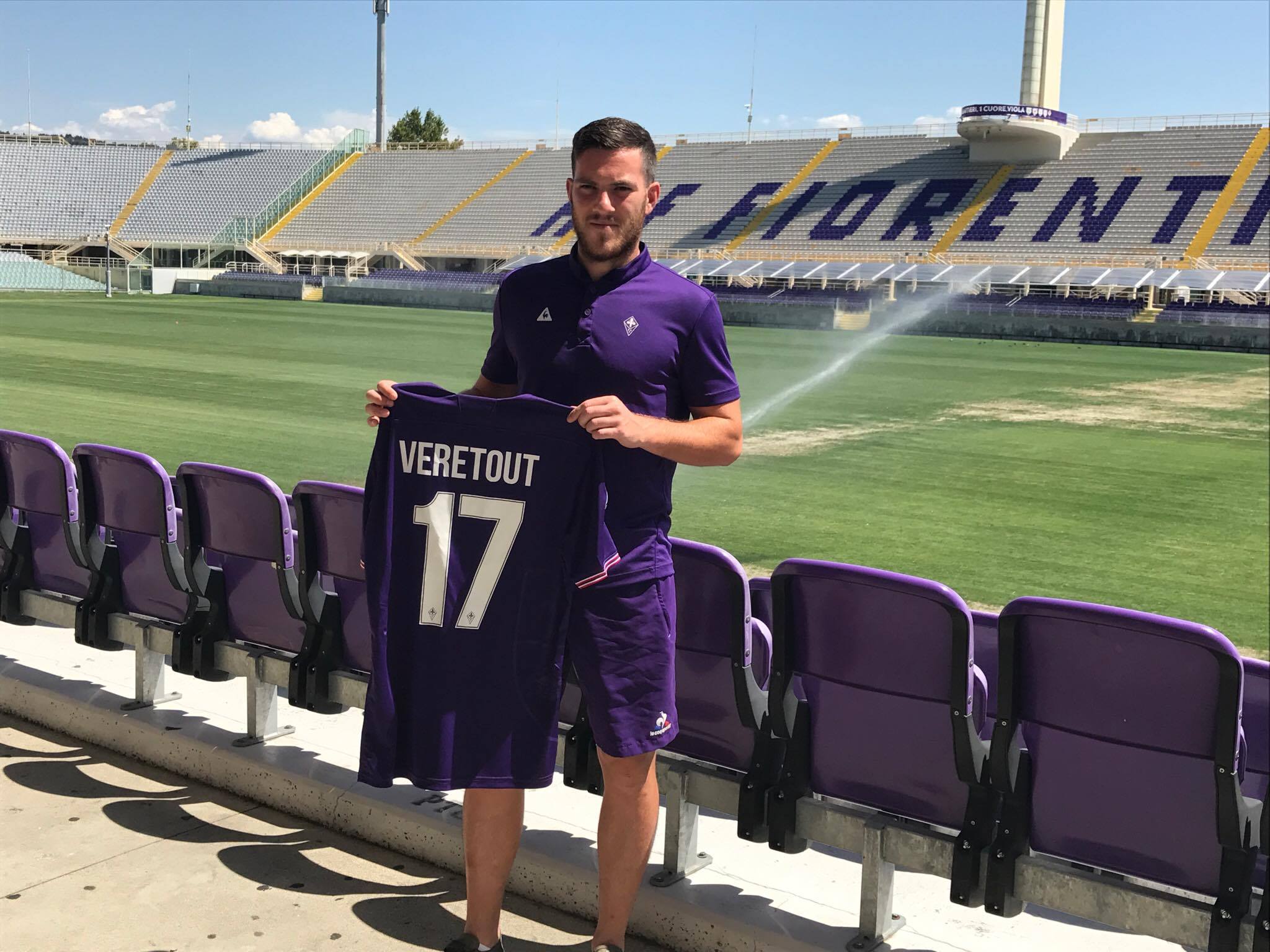 La presentazione di Jordan Veretout allo Stadio Franchi (FOTO)