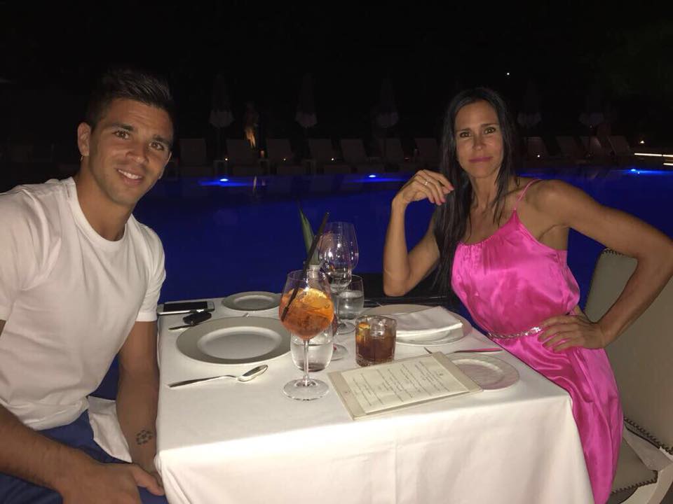 Simeone, serata fiorentina in compagnia della... mamma (FOTO)