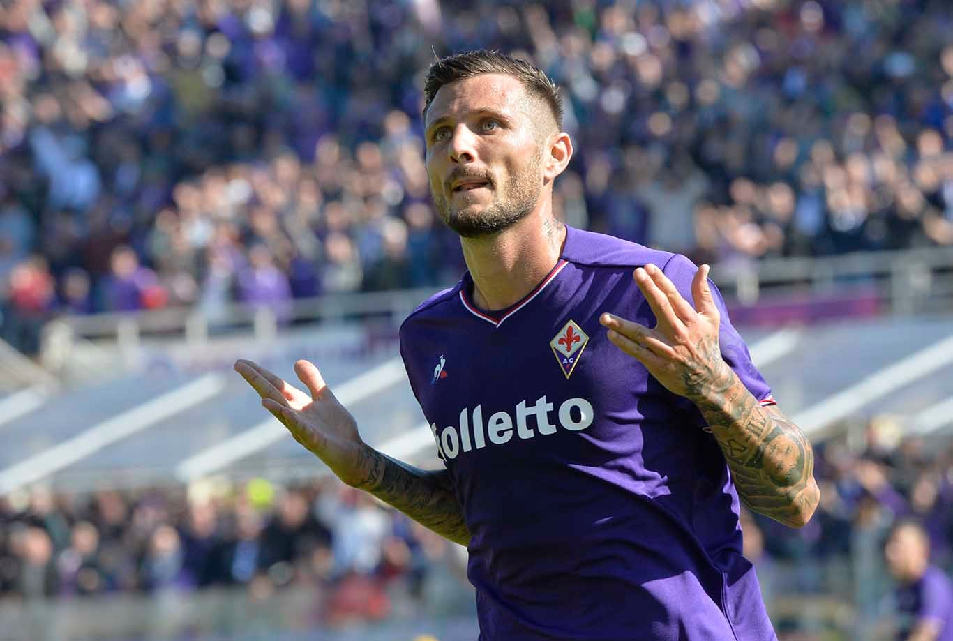 Formazione dei Tifosi: 4-3-3 con il ritorno di Thereau