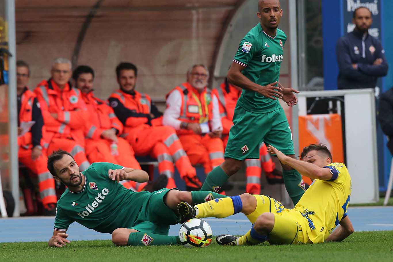 CHIEVO VERONA - FIORENTINA 01-10-2017 MILAN BADELJ E BRUNO GASPAR. SILPRESS/ALBERTO MARIANI
