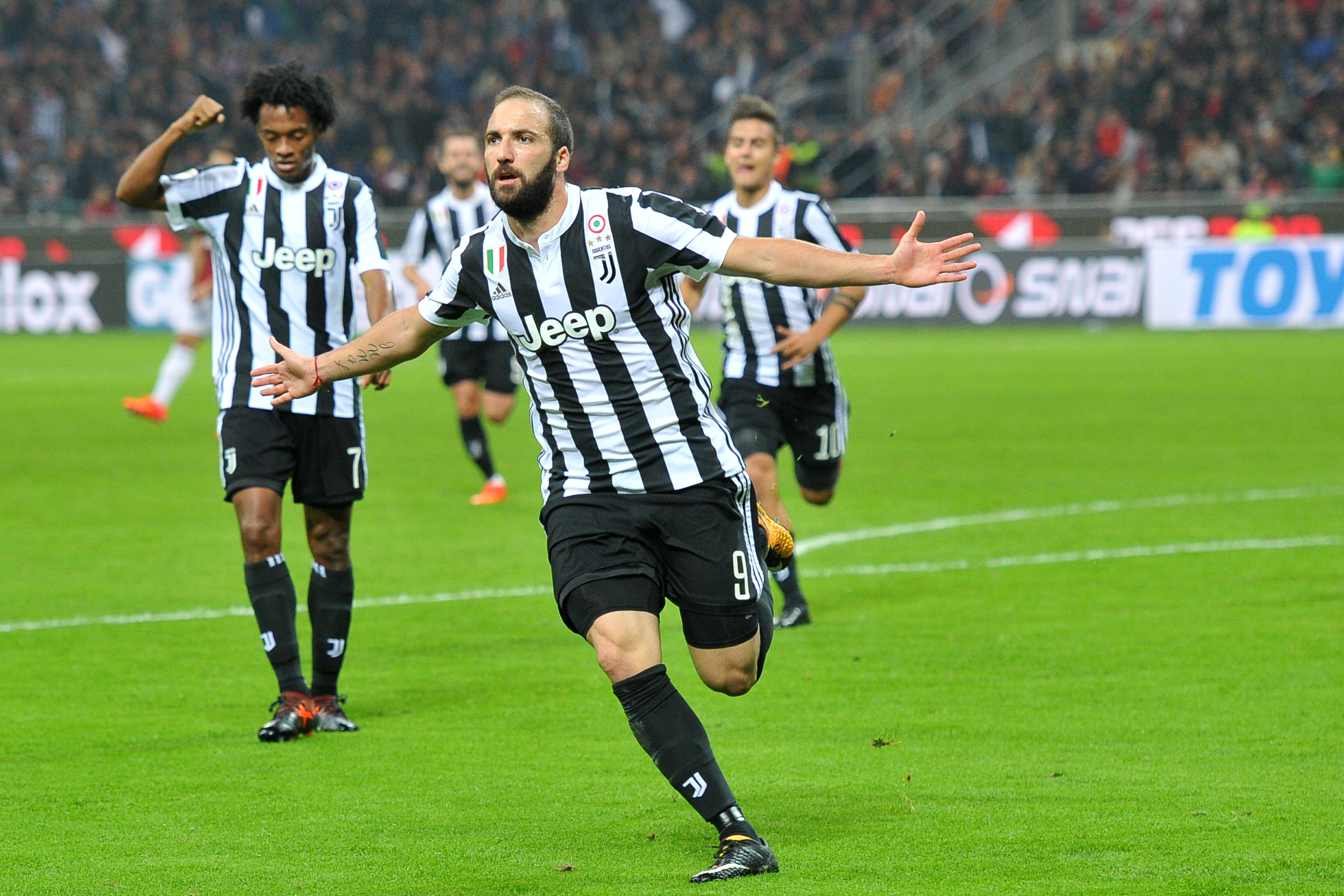 Il sogno di mercato Higuain, raffreddato dall'ingaggio