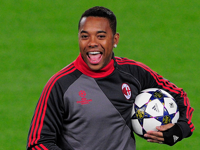 Robinho, l'ex Milan condannato a 9 anni di carcere per violenza sessuale