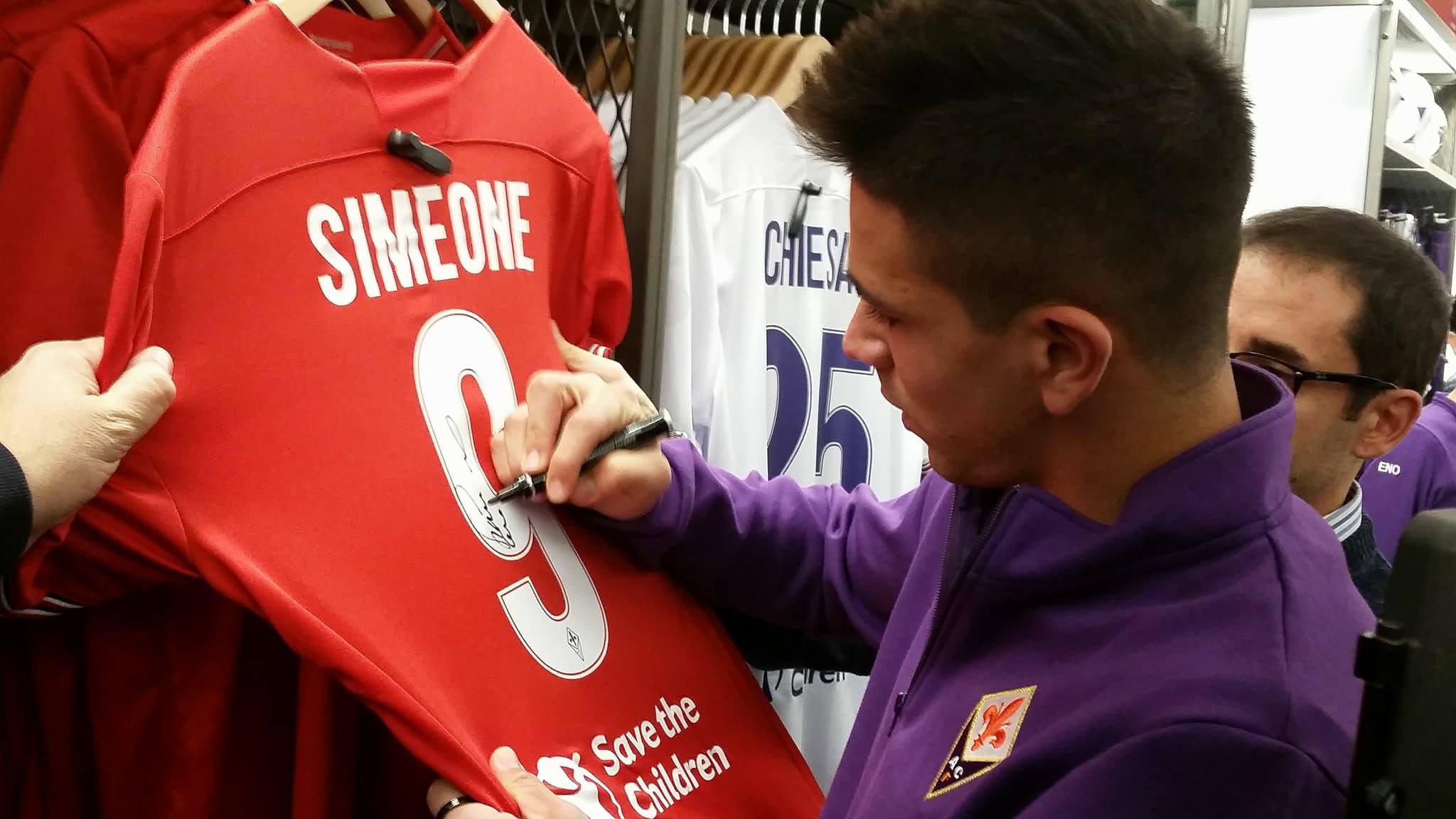 FOTO-VIDEO: Simeone ed Astori insieme ai tifosi per foto ed autografi
