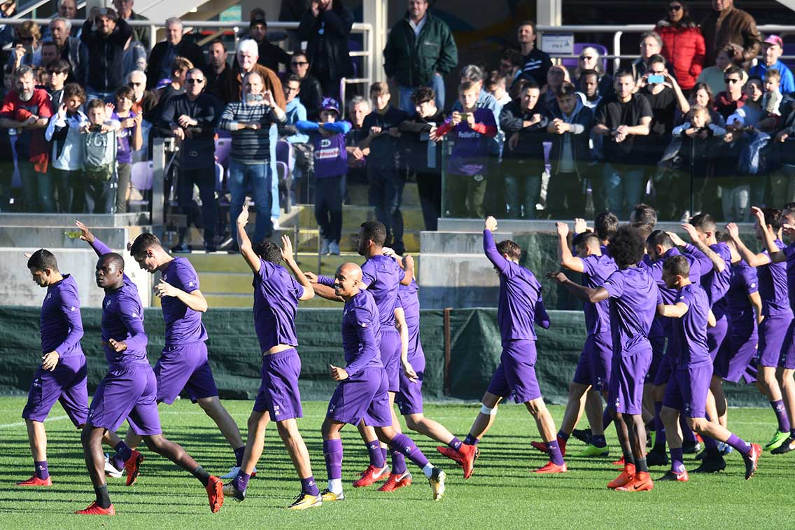 Oltre 500 tifosi all'allenamento viola: Saponara recupera, Thereau ci prova