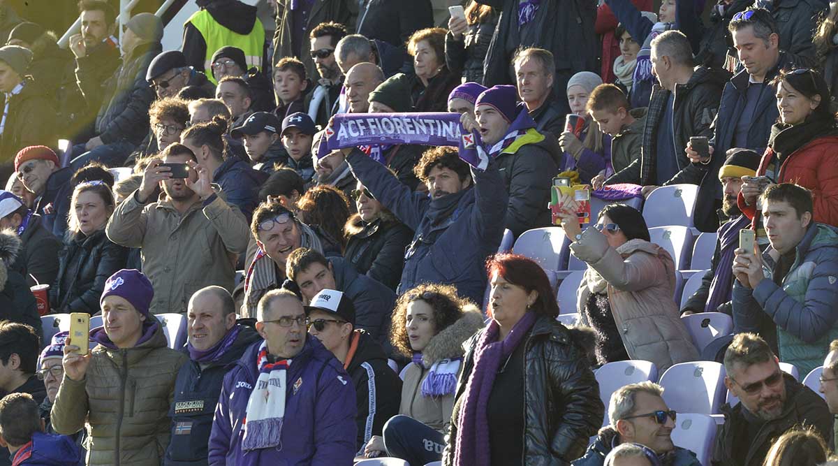 FIORENTINA-GENOA. TIFOSI SUGLI SPALTI.SILPRESS
