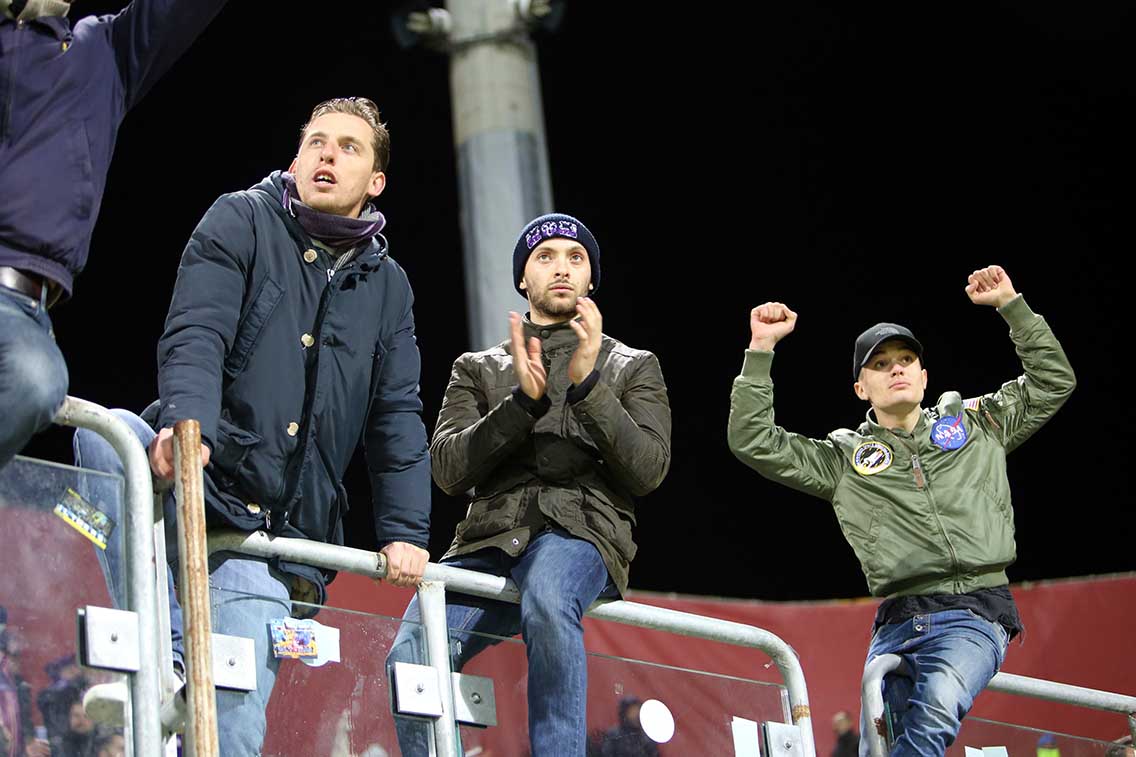 Cagliari (CA) 22 12 2017 Campionato Serie A TIM incontro Cagliari - Fiorentina Nella foto: i tifosi della fiorentina SILPRESS/ENRICO LOCCI