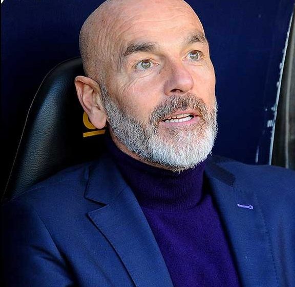Verso Fiorentina-Chievo, domani la conferenza stampa di mister Pioli: ecco l'orario