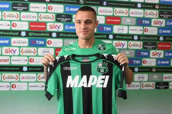 Sky Sport, offerta della Fiorentina per Lirola: 10 milioni + bonus per l'esterno del Sassuolo