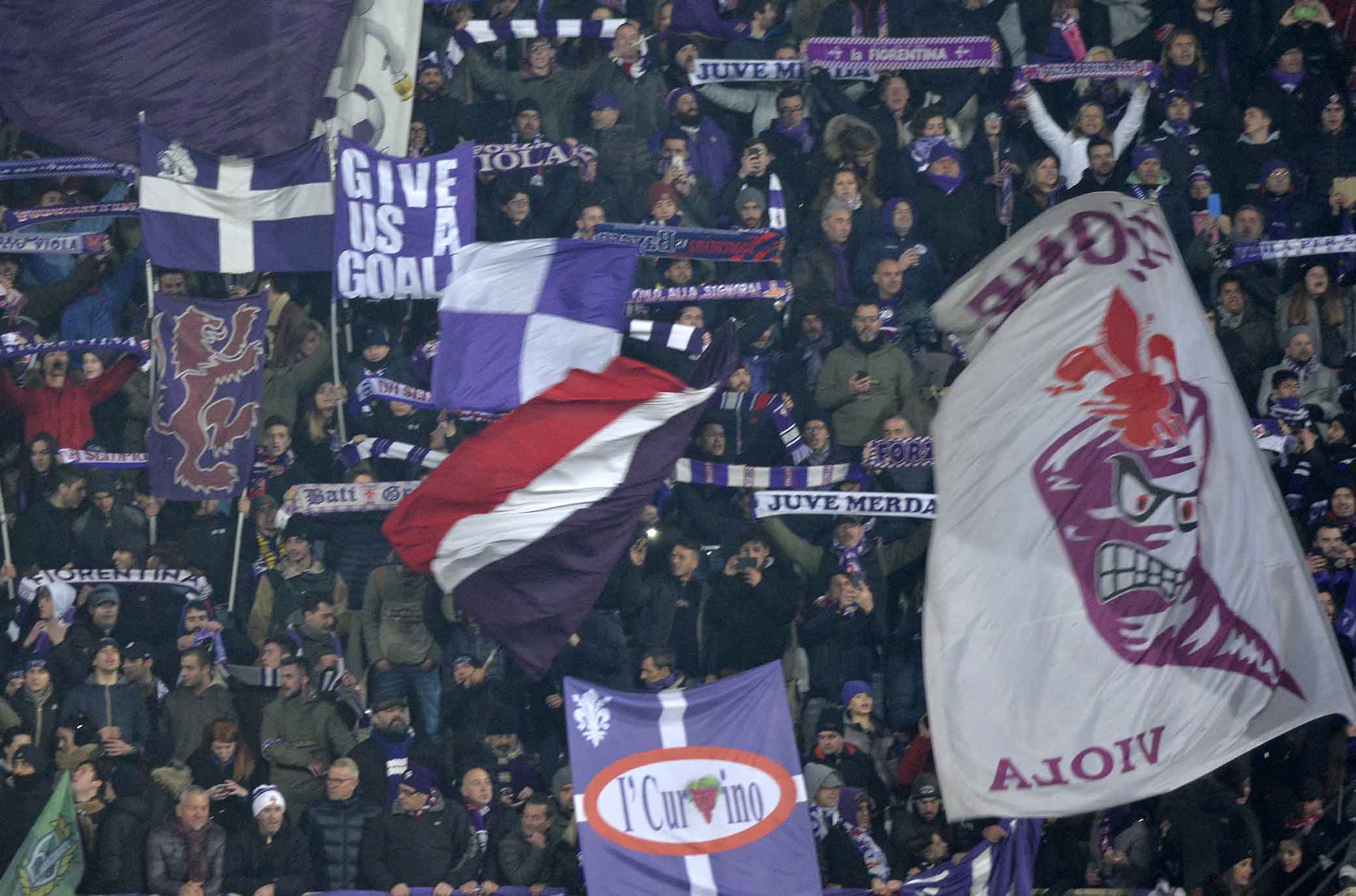Udinese-Fiorentina trasferta vietata ai tifosi viola residenti in Toscana