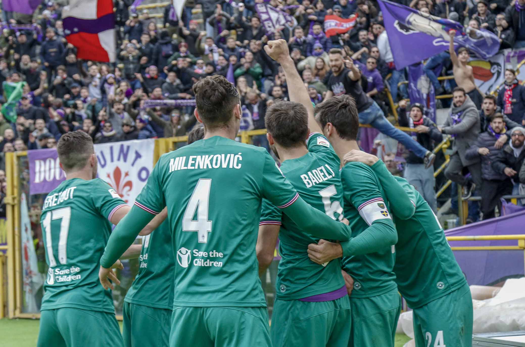 La doppia 'spinta' per il gruppo: ora lo 'stimolo' Juve. Tifosi, tra contestazione e sostegno