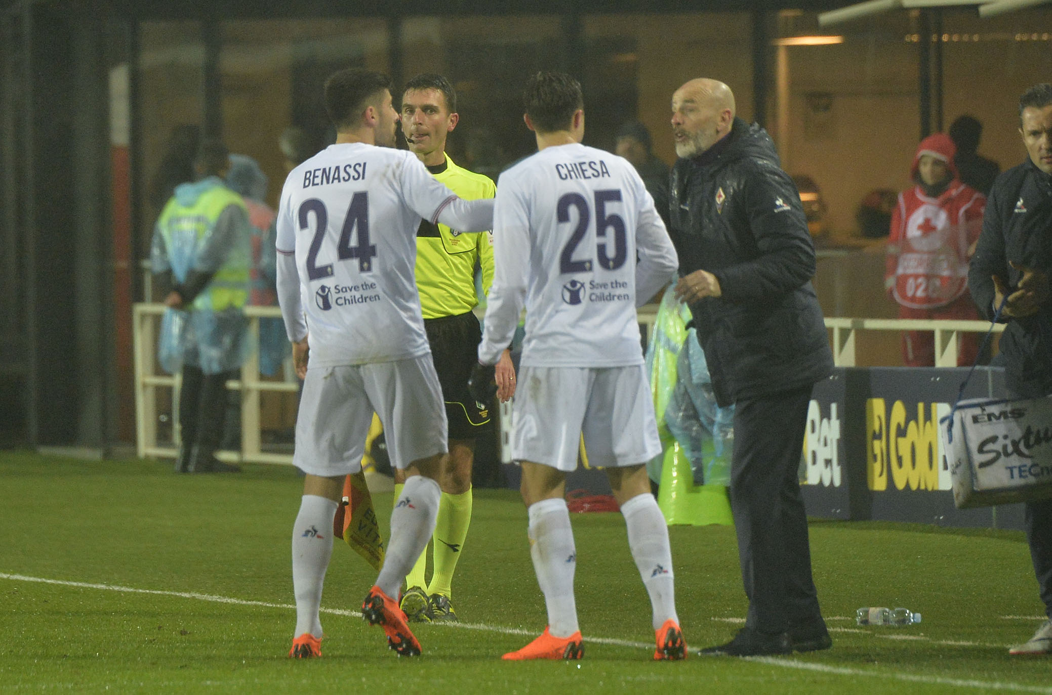 Occhio al giallo contro il Chievo: tre calciatori viola in diffida, tra cui Chiesa
