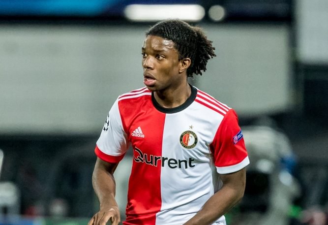 Dall'Olanda: Fiorentina e Roma sul terzino sinistro Malacia del Feyenoord
