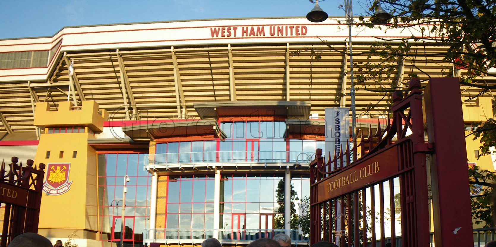 West Ham, banditi a vita alcuni tifosi dopo invasione di campo