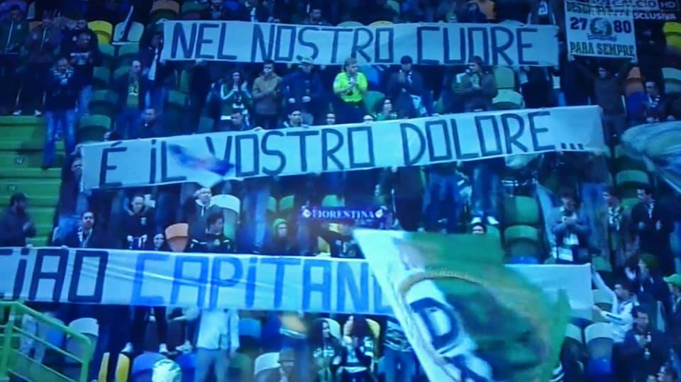 I tifosi dello Sporting Lisbona omaggiano Davide Astori (FOTO)