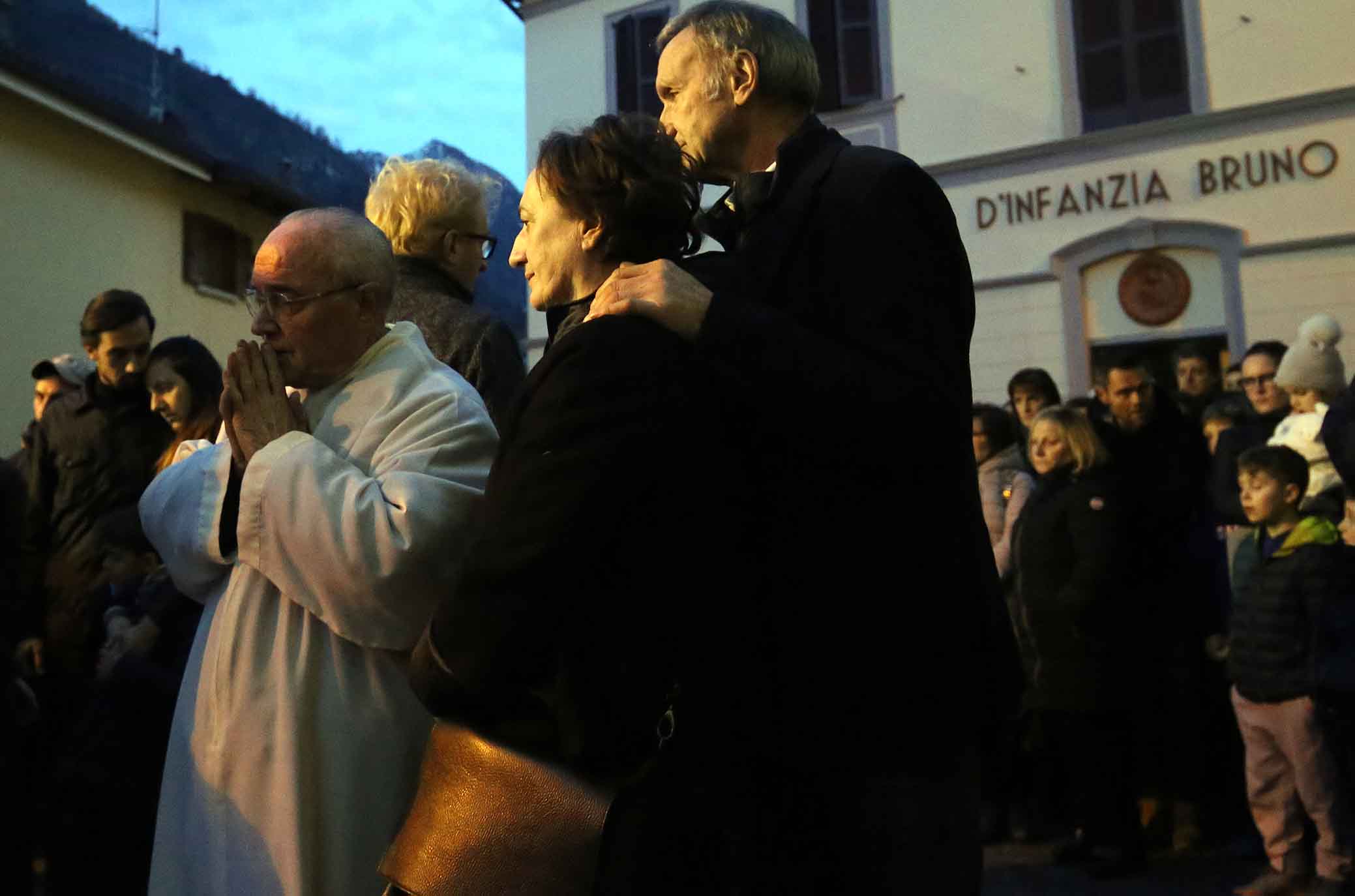BERGAMO- SAN PELLEGRINO 08-03-2018. FUNERALI DI DAVIDE ASTORI ALL'ARRIVO A SAN PELLEGRINO. SILPRESS/GALASSI SILVANO