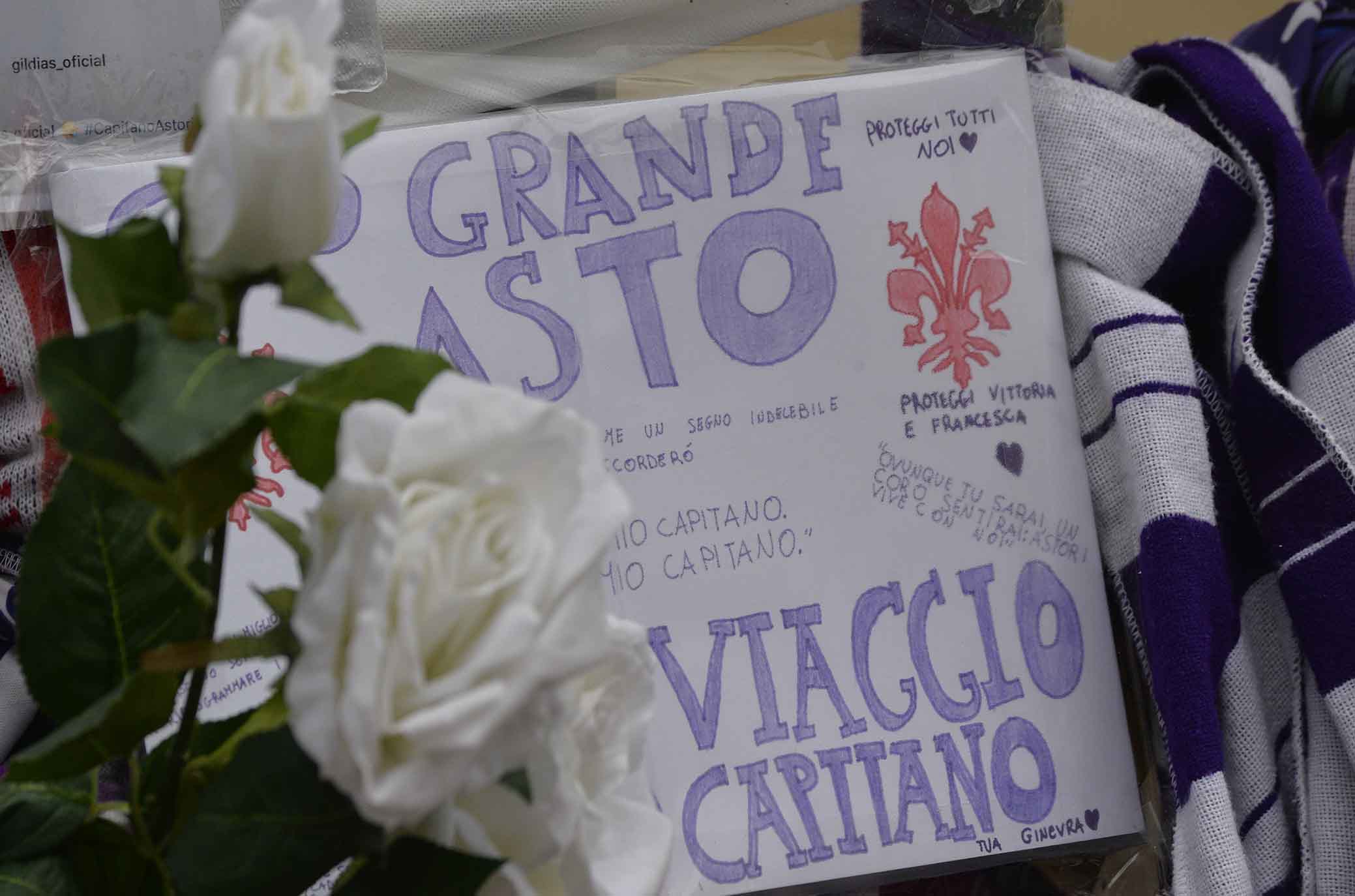 FIORENTINA 10-03-2018. DIMOSTRAZIONE DI AFFETTO DEI TIFOSI A DAVIDE ASTORI ALLO STADIO FRANCHI. SILPRESS/GALASSI SILVANO