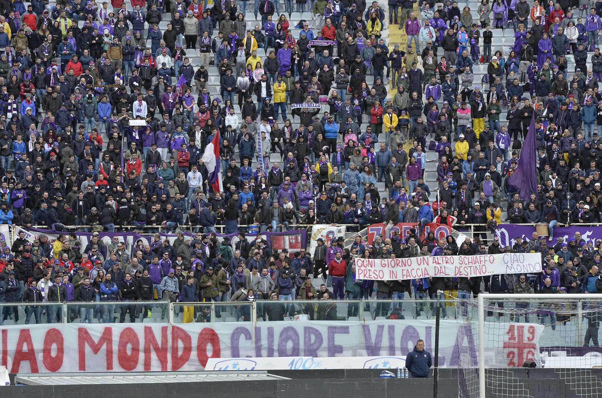 FIORENTINA-CROTONE 31-03-2018 STRISCIONE IN RICORDO DI EMILIANO MONDONICO. SILPRESS/GALASSI SILVANO