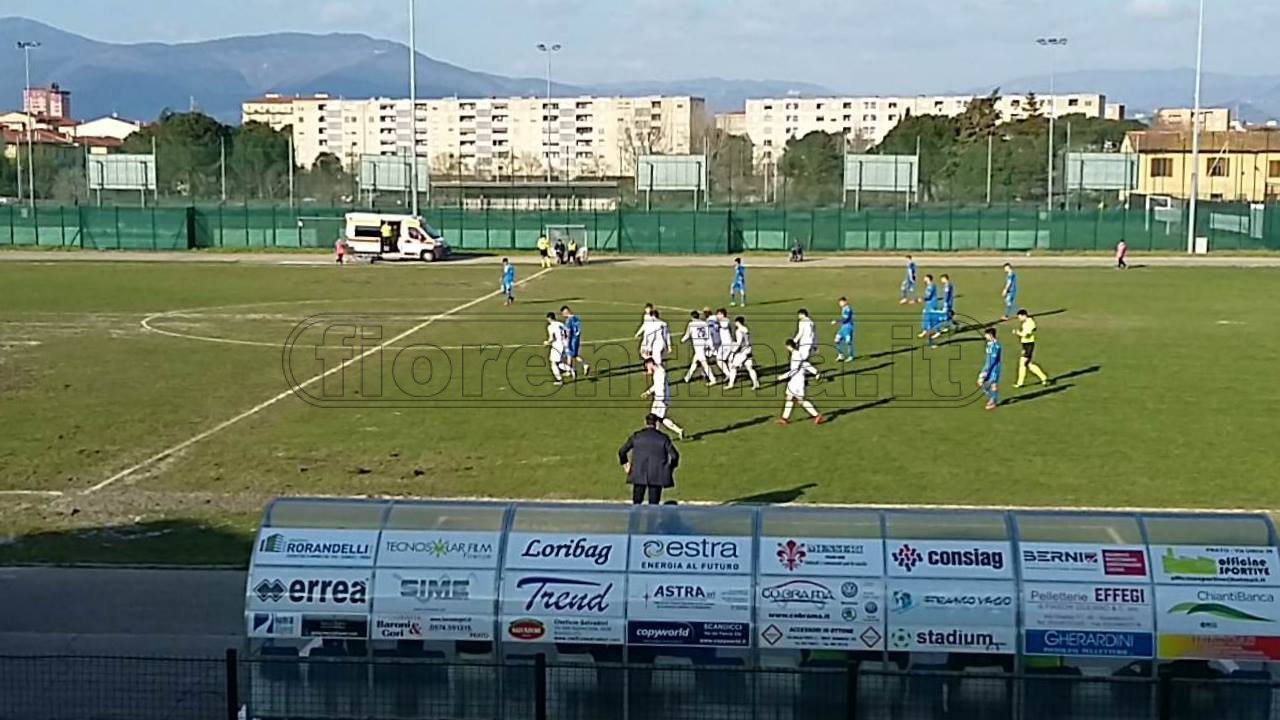 La Fiorentina Primavera festeggia sotto la "Curva" (VIDEO)