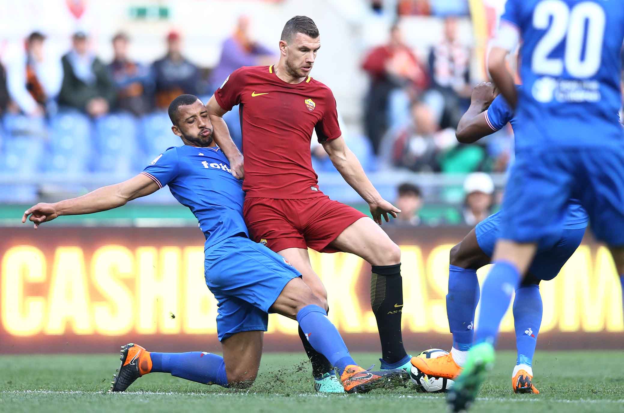 Dzeko: "A Firenze non è mai facile. Dobbiamo essere aggressivi e dare il 100%"