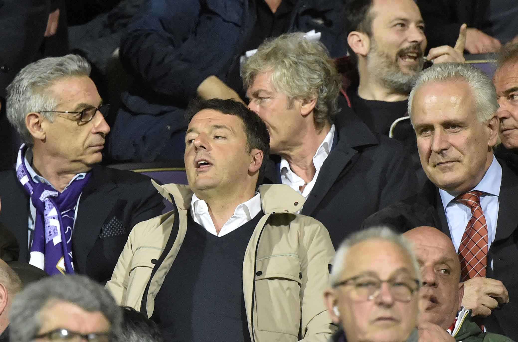 Renzi: "Fiorentina, se vinci contro la Juventus salvi il campionato"