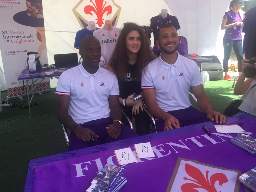 Mostra dell'Artigianato, Vitor Hugo e Dabo sommersi dall'affetto dei tifosi (FOTO)