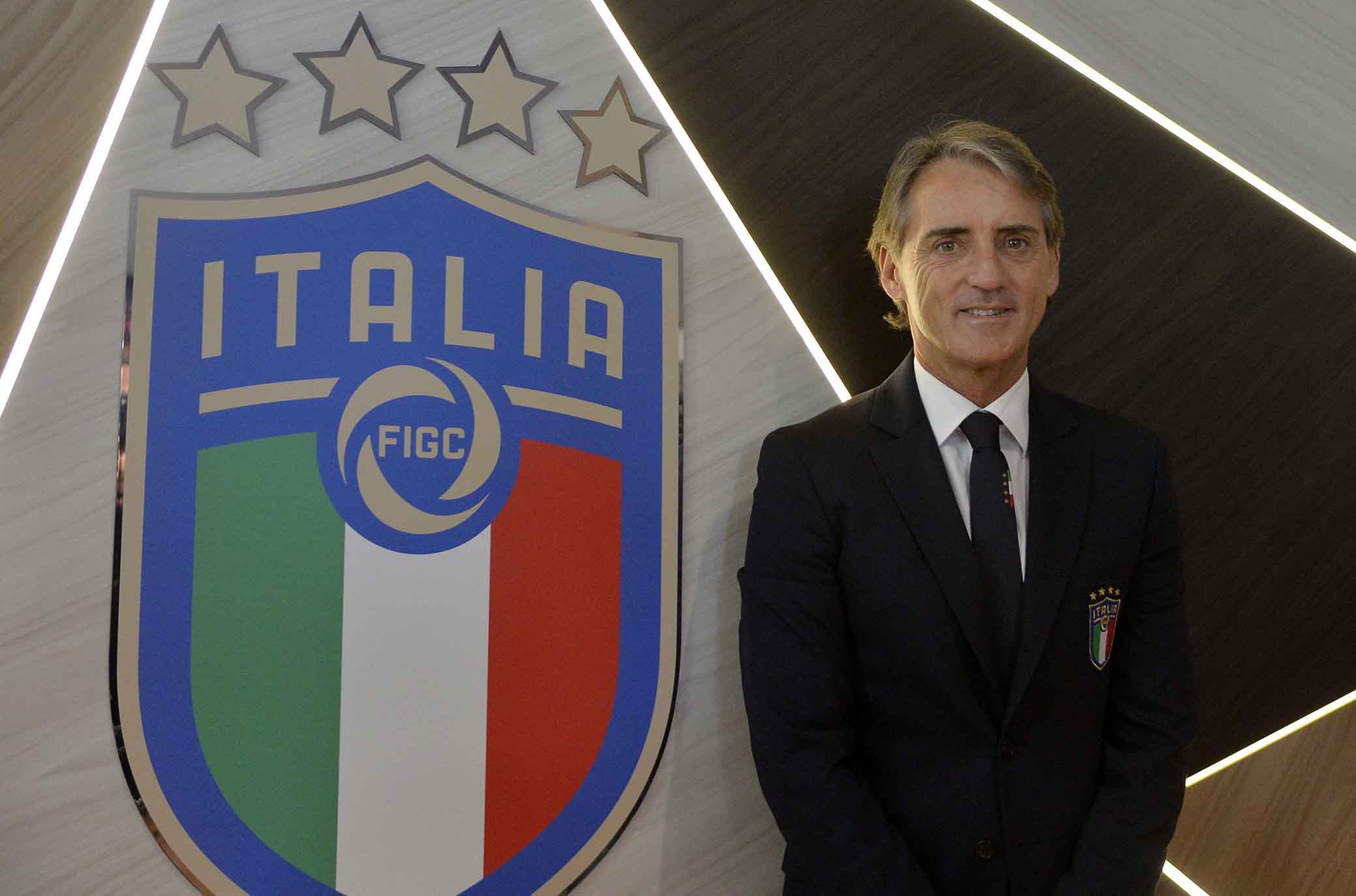 Mancini: “Non so chi giocherà, la notte porta consigli. Cambieremo qualche giocatore”