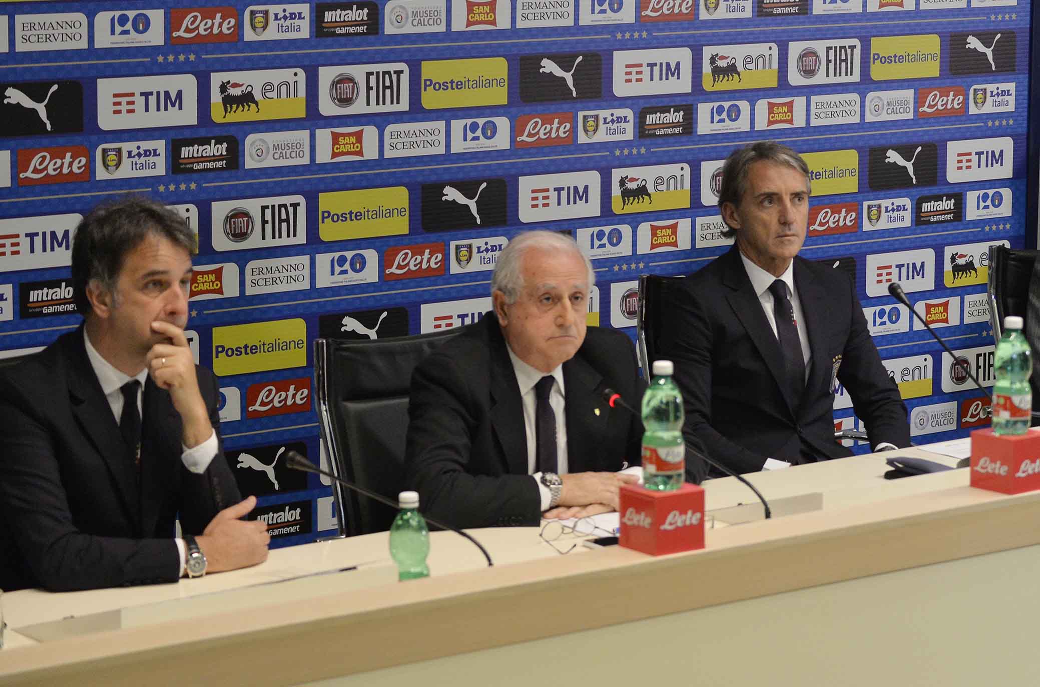 Uva, vice presidente Uefa: “Ripartire? Con cautela. C’è chi vuole trarne vantaggi”