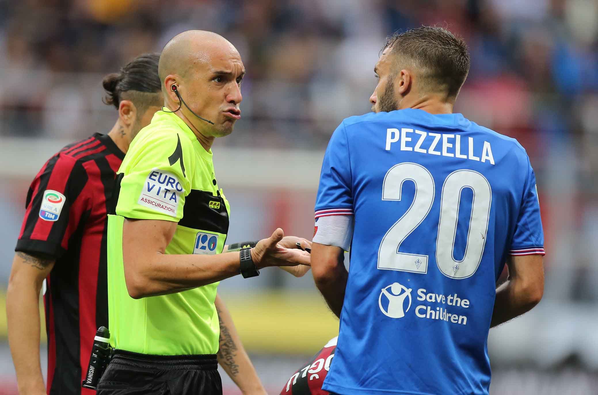 Fallo di mano diverso tra attacco e difesa, nuova rimessa dal portiere: le novità di regolamento dal 2019