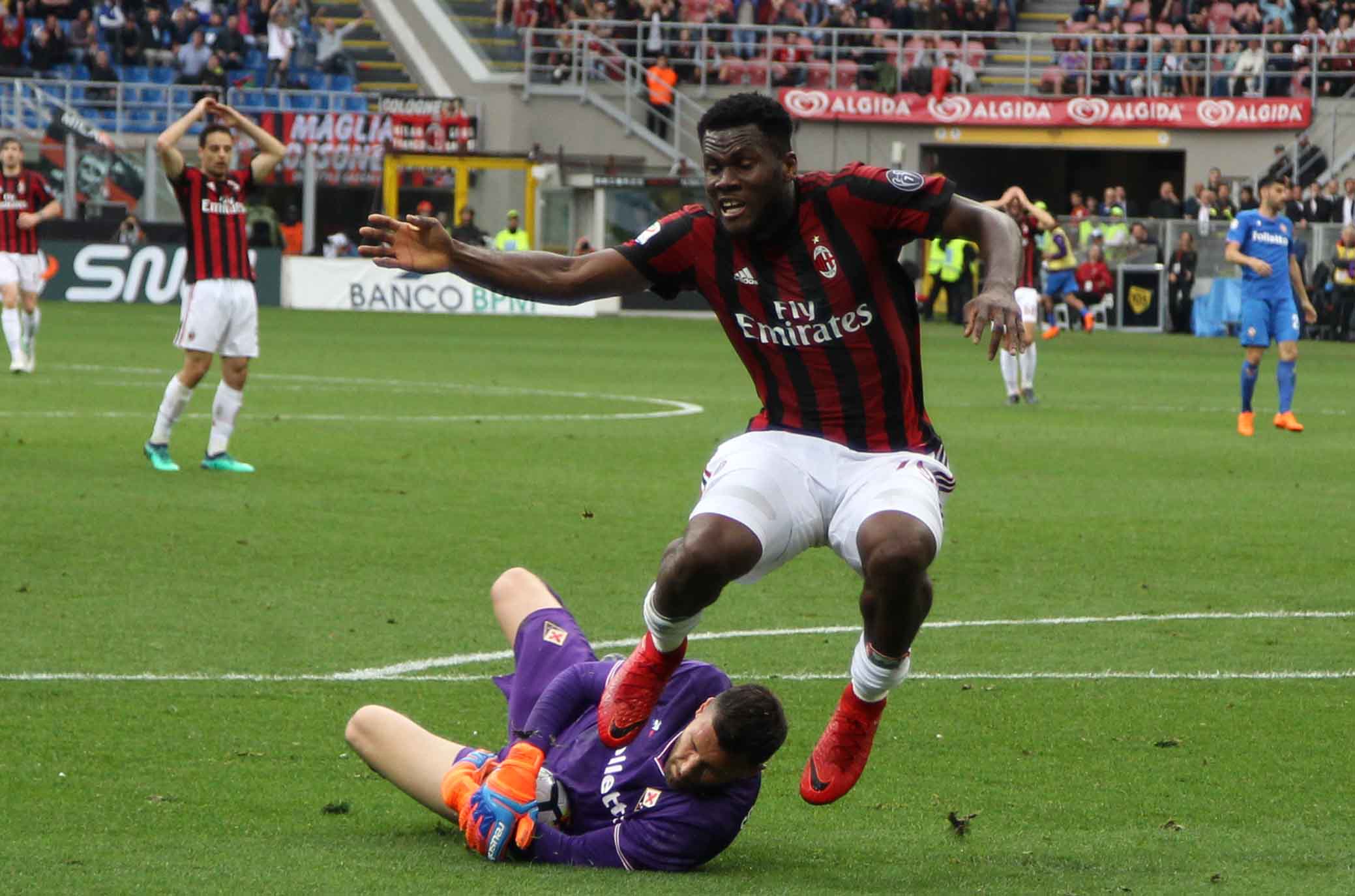 Sky, nuove idee mercato per la Fiorentina a gennaio: Kessie ed Emre Can, oltre a Fofana